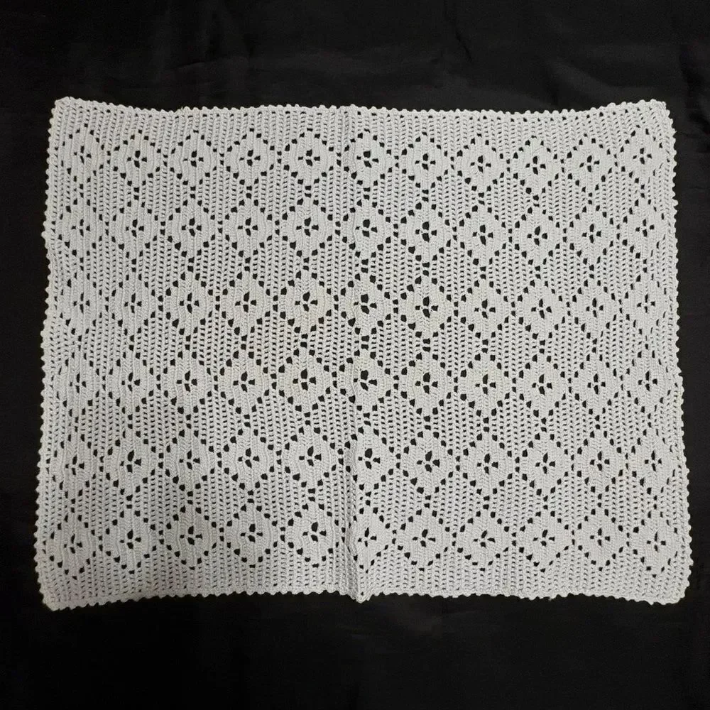 Elegant Crochet Lace Placemats, tray mats, doilies, table mats, set of 4,